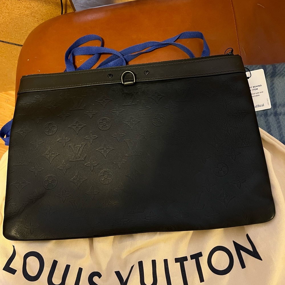 LV Monogram Black Shadow Discovery Pochette